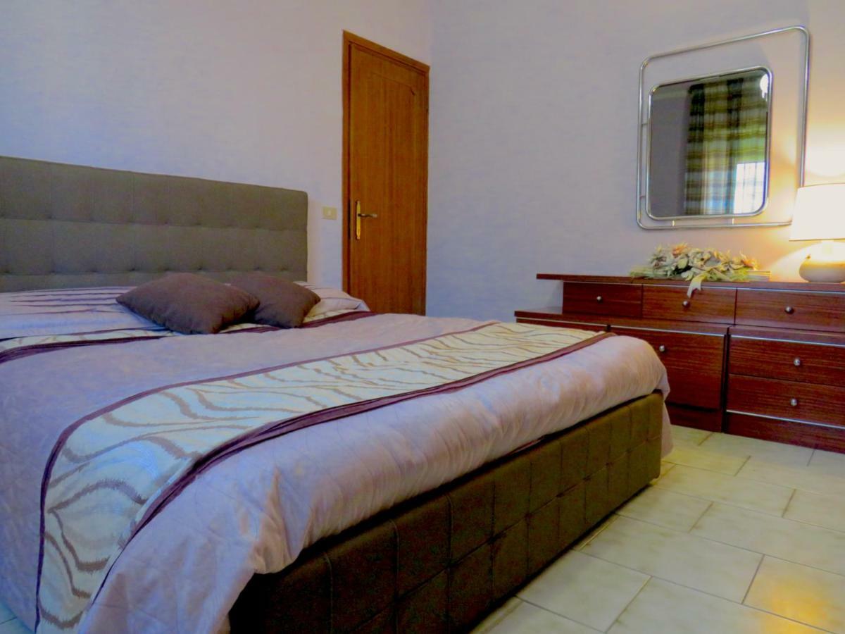 Grazia Appartamento Family Barga Bagian luar foto